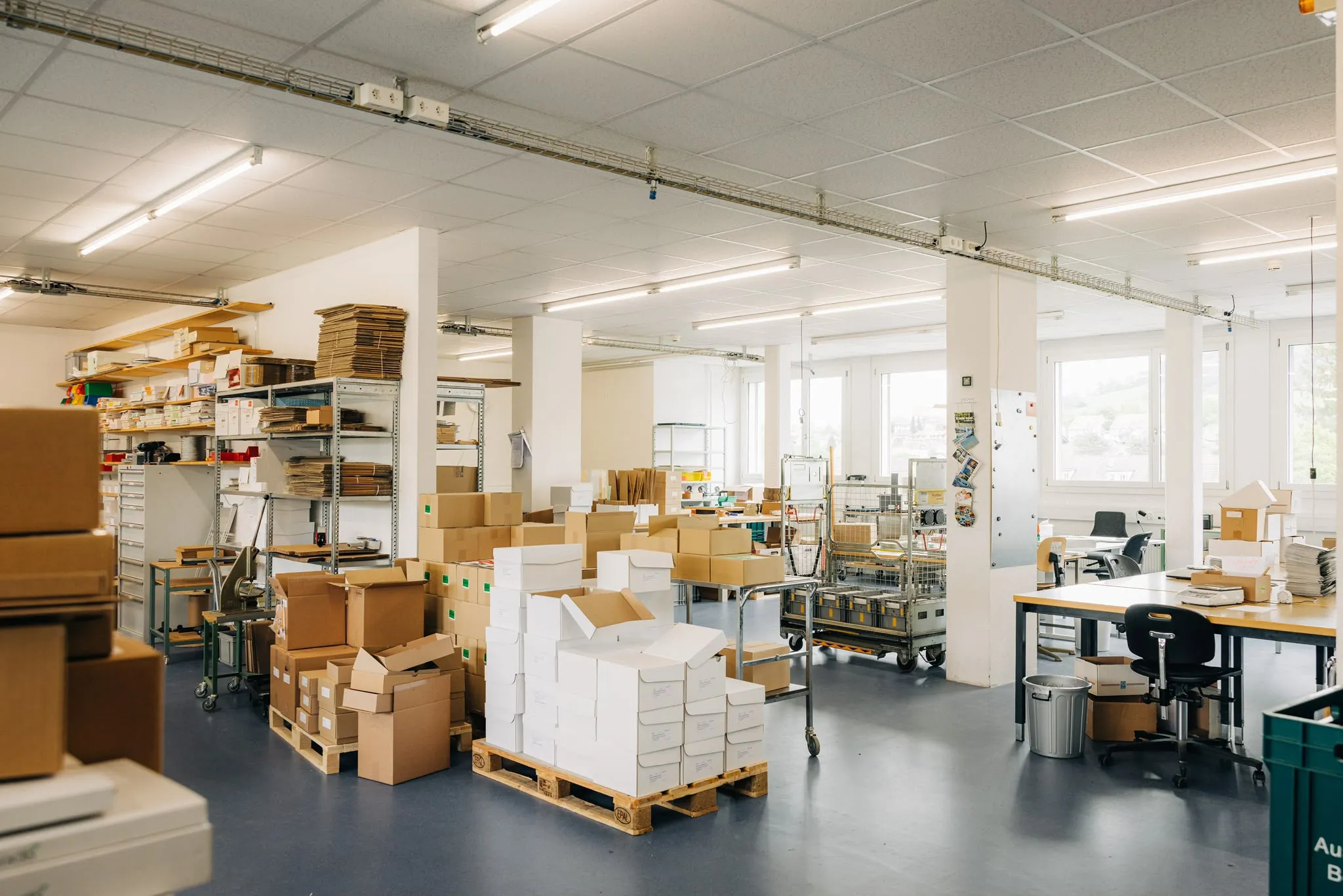 Versandlager der Werkstätten Bern